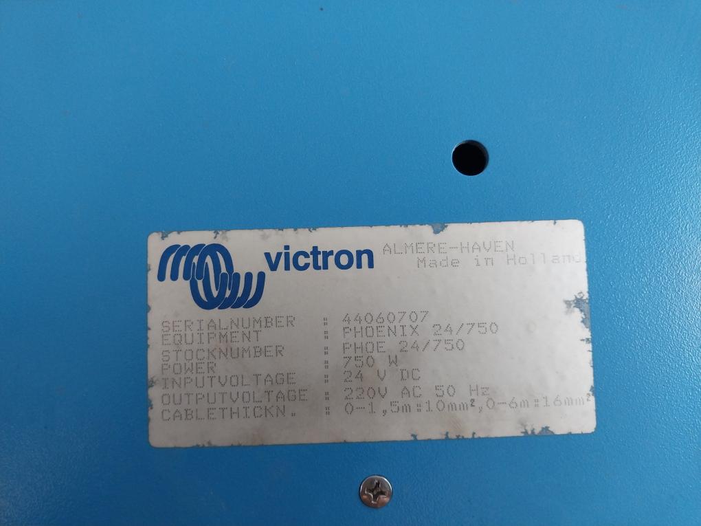 Victron Phoenix 24 Sinewave Inverter 220V Ac 50Hz 750 Watts 24V Dc