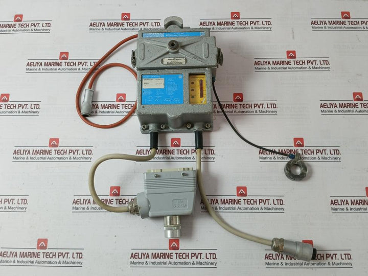 Visatron Vn 215/87 Emc Oil Mist Detector 24Vdc 2A Ip54 60,00 Mmh2O, 33K Ohm