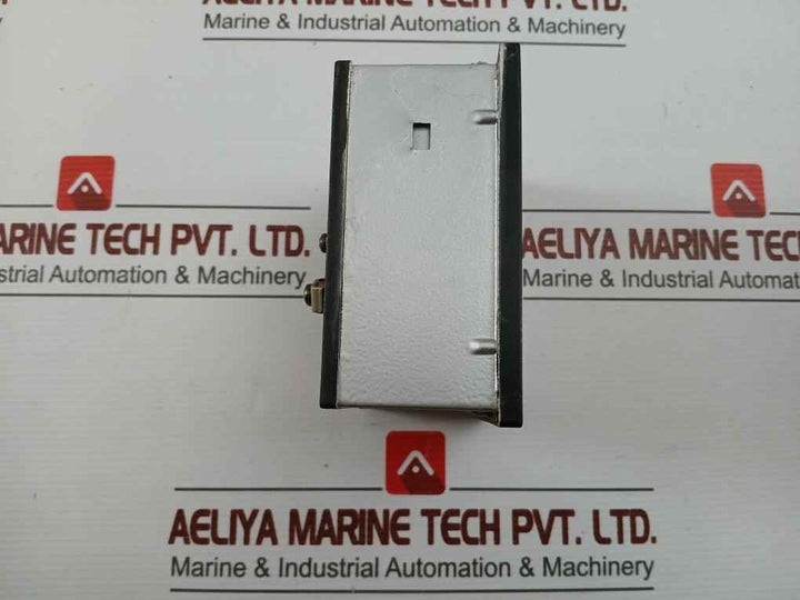 Voltmeter Brand Saci 300/5A
