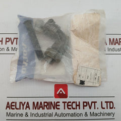 Volvo Circular Connector Cable Clamp Set 846580