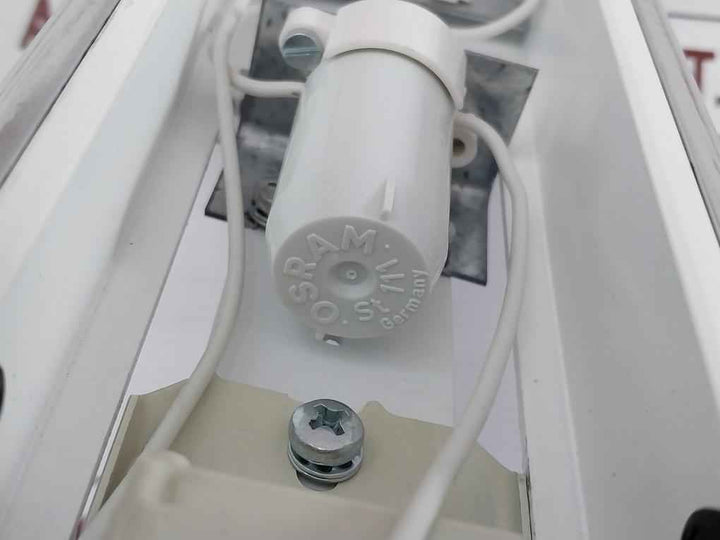 Vossloh Schwabe L 15.212 Lighting Fixture For Fluorescent Lamp 220 V-60Hz