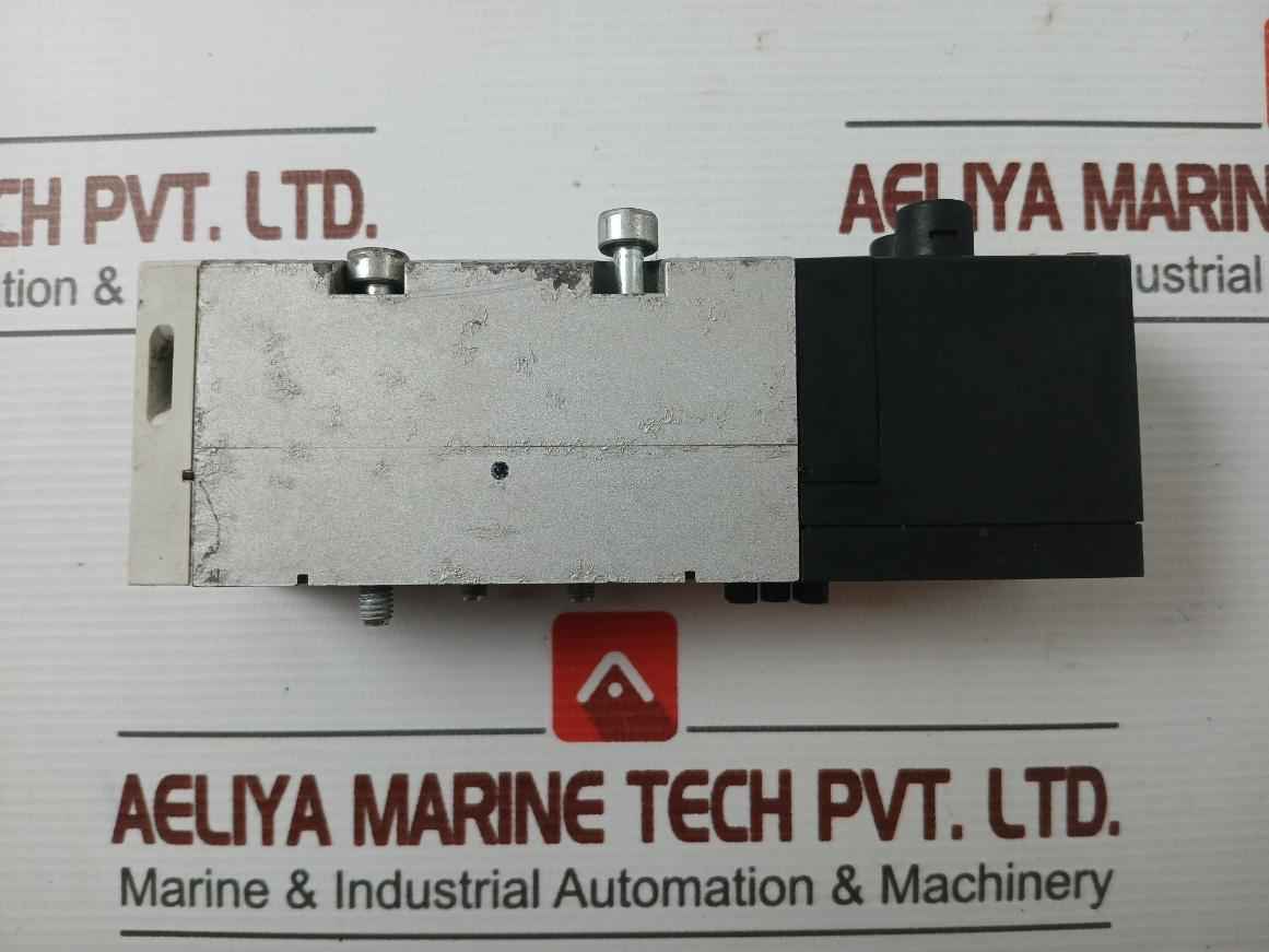 Vsva-b-p53U-zd-d1-1T1L Festo Pneumatic Solenoid Valve 24Vdc Ip65