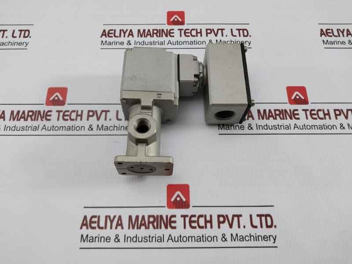 Vt325-023T Solenoid Valve Ac110V 50/60Hz Smc