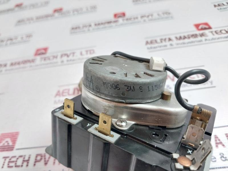 Vulcan Hart M460-g 25A.250Vac (Htr) Frigidaire Dryer Timer Control