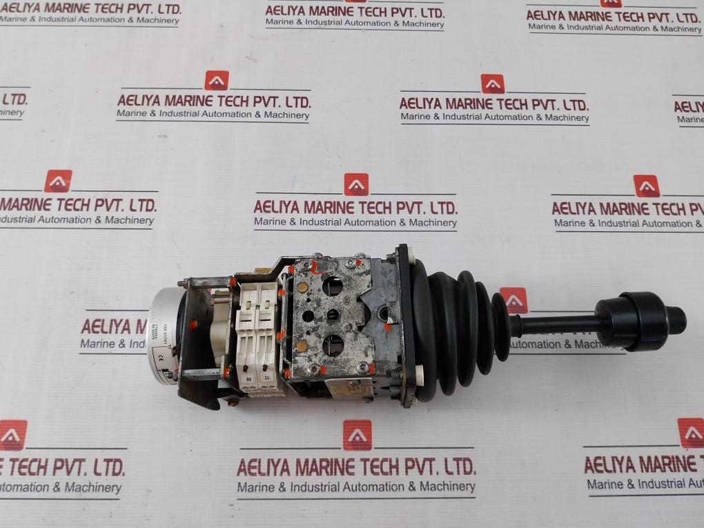 W.Gessmann P5100500005 Industrial Joystick Controller 5Kohm 2A 250V