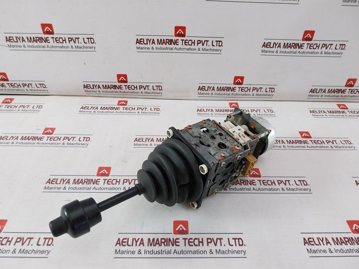 W.Gessmann P5100500005 Industrial Joystick Controller 5Kohm 2A 250V