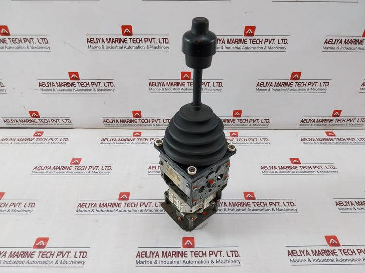 W.Gessmann P5100500005 Industrial Joystick Controller 5Kohm 2A 250V