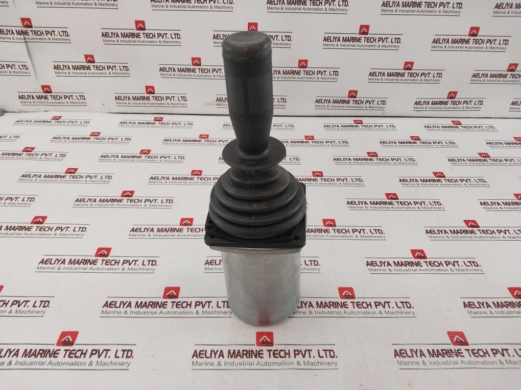 W.Gessmann V8/B1 Ep/05-35 Joystick