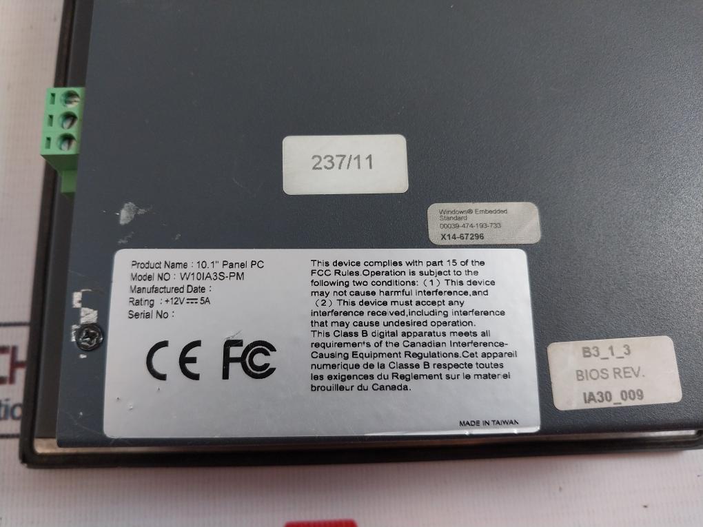 W10Ia3S-pm 10.1” Industrial Panel Pc