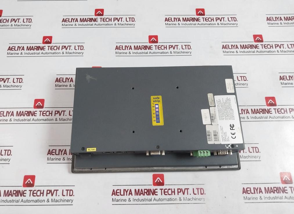 W10IA3S-PMH1 10.1” Touch Screen Panel PC +12V--- 5A (Not Working)