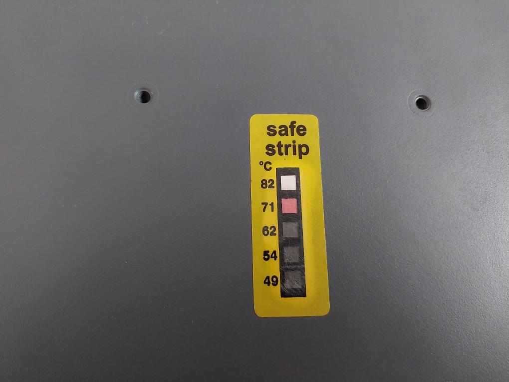 W10IA3S-PMH1 10.1” Touch Screen Panel PC (Not Working)