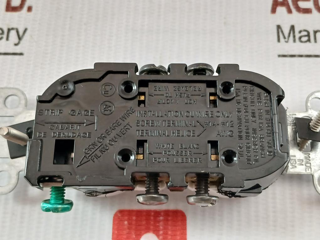 W5320-t0W Leviton Tamper/Weather Resistant Duplex Receptacle