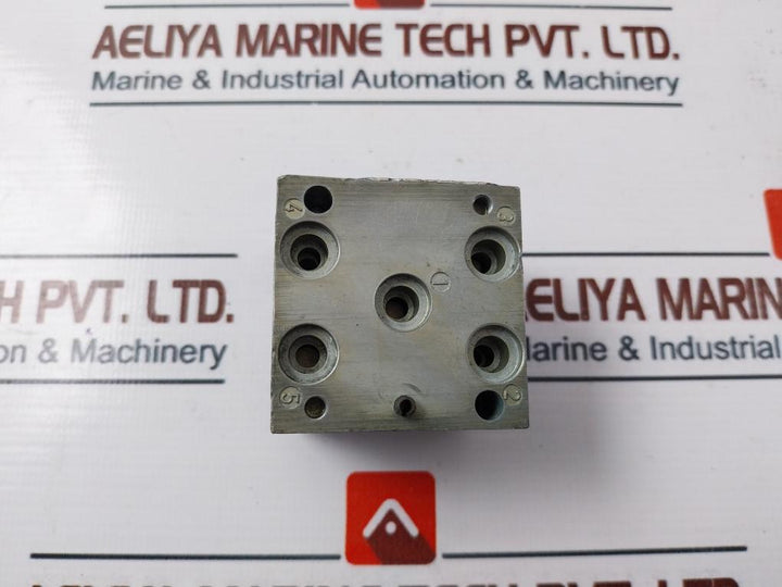Wabco 3341150100 Flow Control Valve