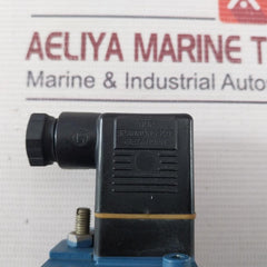 Wabco 3410400060 Pneumatic Pressure Switchn USED