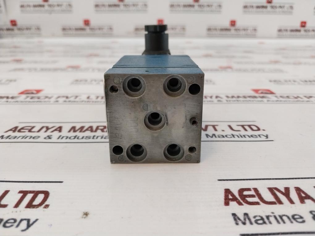 WABCO 3410400060 Pneumatic/Solenoid Pressure Switch