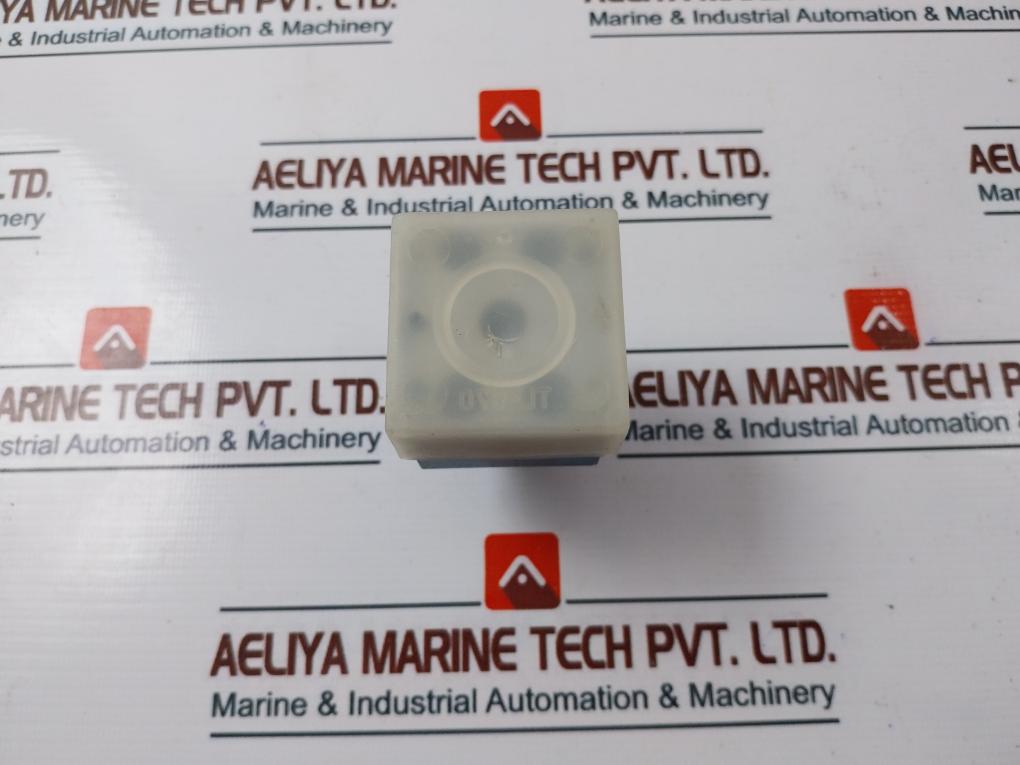 Wabco 3526010240 Pneumatic Valve 3526010240