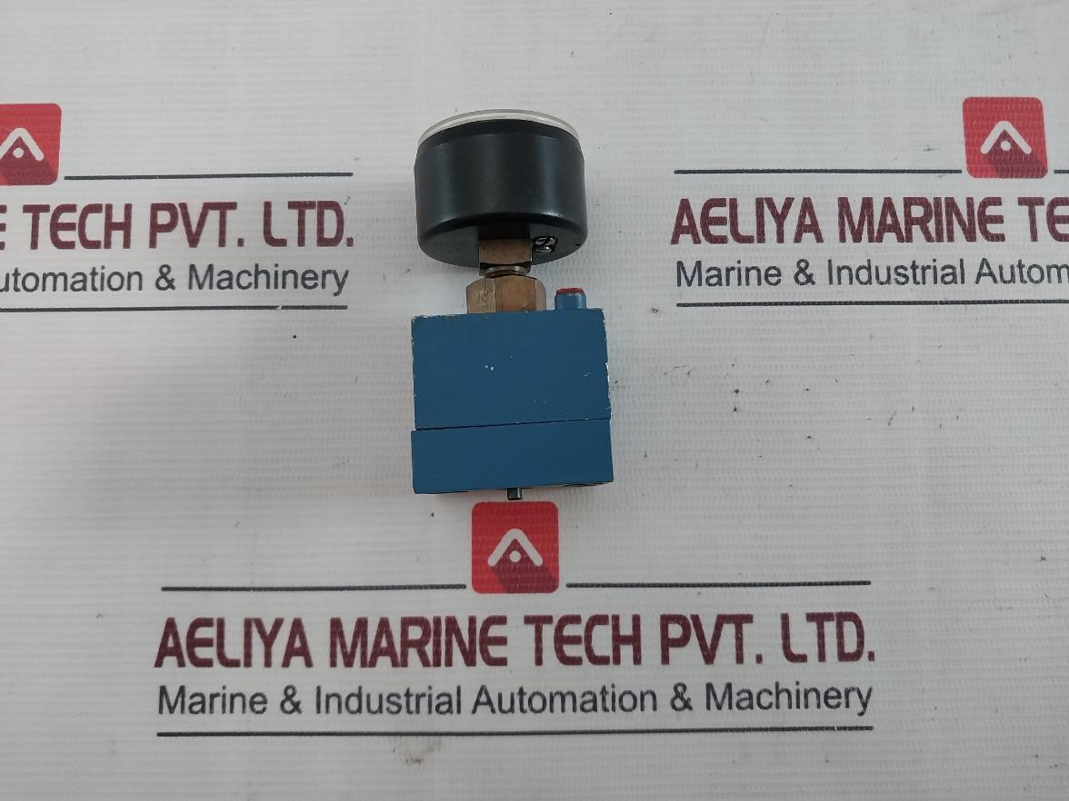 Wabco 3526010500 Directional Control Valve W/ Pressure Gauge 0 To 10 Bar