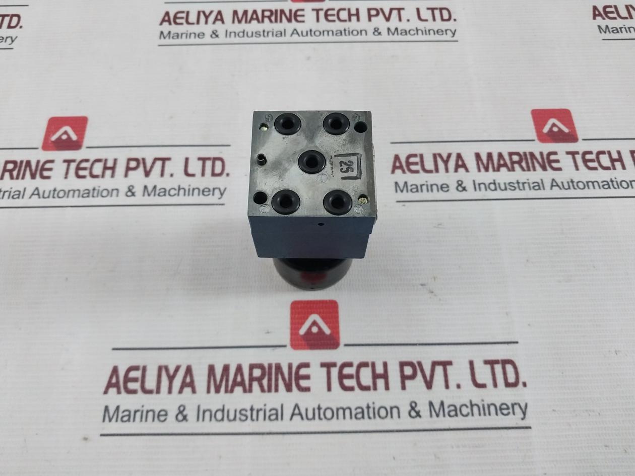 Wabco 3526010520 Pneumatic Control Valve With Gauge 0-6 Bar