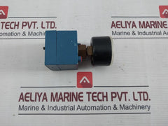 Wabco 3526010520 Pneumatic Control Valve With Gauge 0-6 Bar