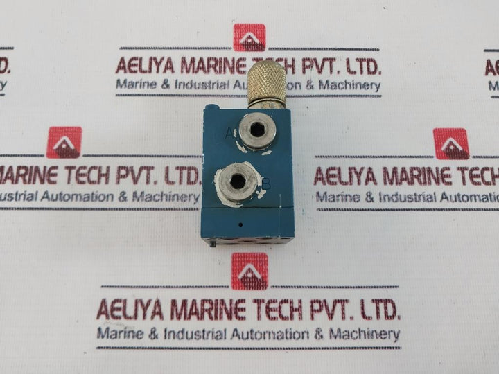 Wabco 3526021400 Pneumatic Directional Valve