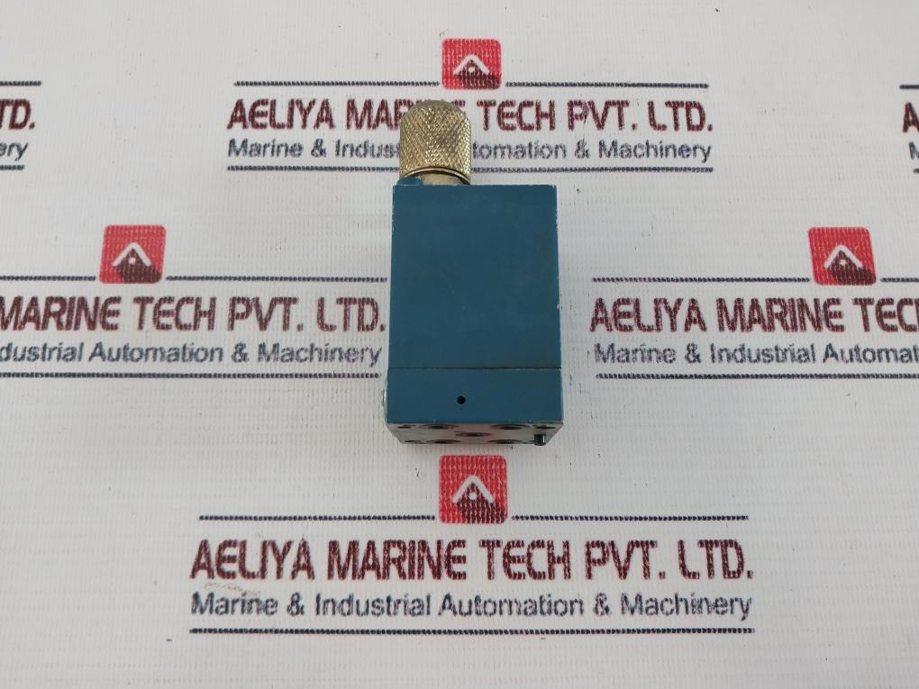 Wabco 3526021400 Pneumatic Directional Valve