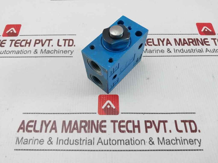Wabco 3630070000 Directional Control Valve 002 2392