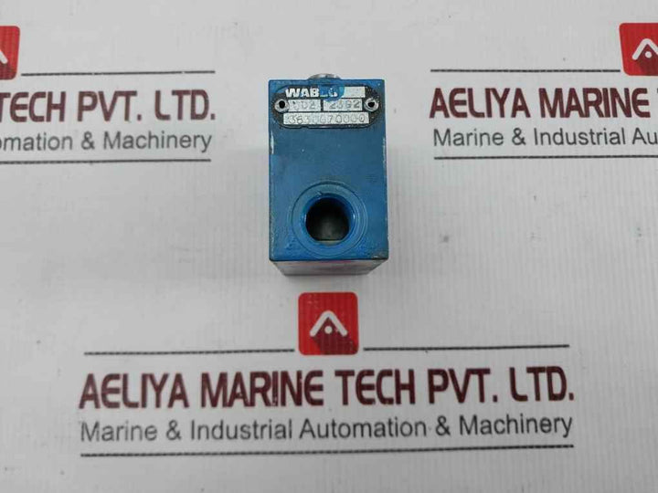 Wabco 3630070000 Directional Control Valve 002 2392