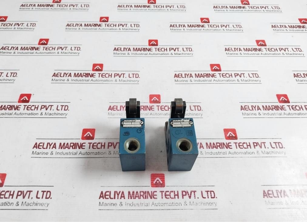 Wabco 3630070000 Roller Lever Pneumatic Directional Valve 002