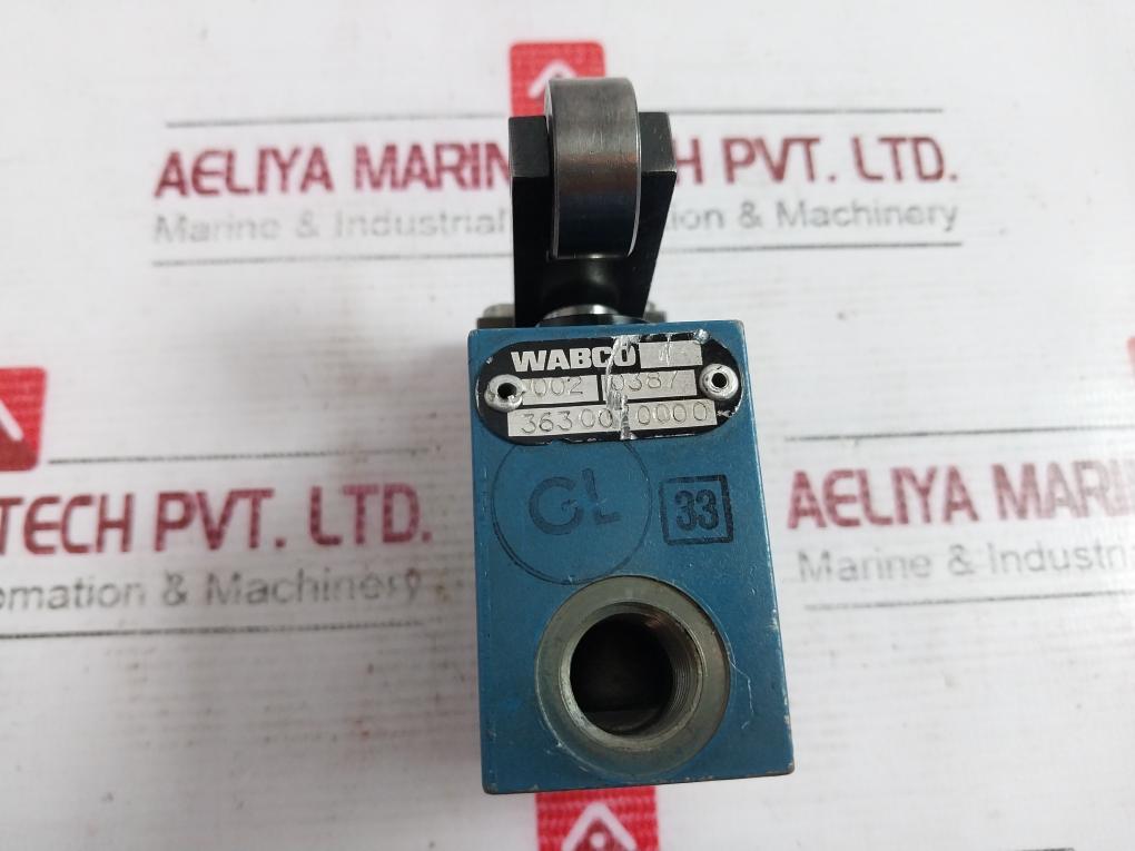 Wabco 3630070000 Roller Lever Pneumatic Directional Valve 002