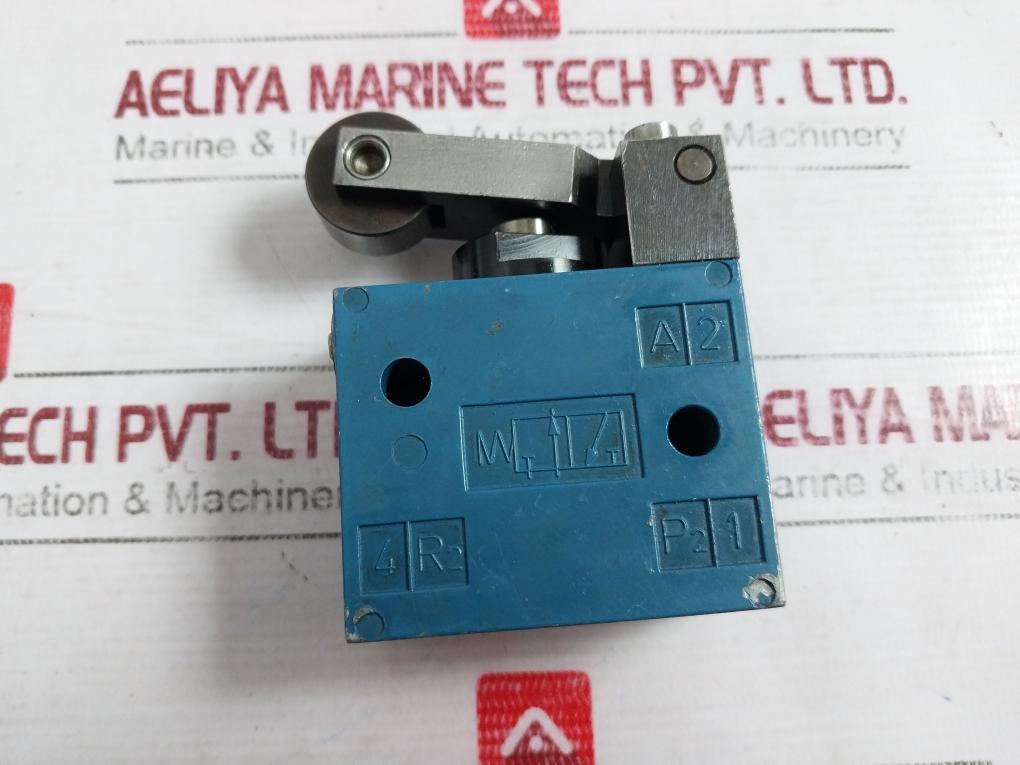 Wabco 3630070000 Roller Lever Pneumatic Directional Valve 002