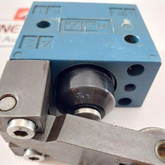 Wabco 3630070010 Lever Pneumatic Directional Valve