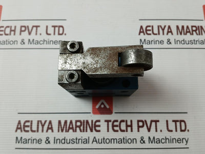 Wabco 3630070010 Pneumatic Directional Valve USED
