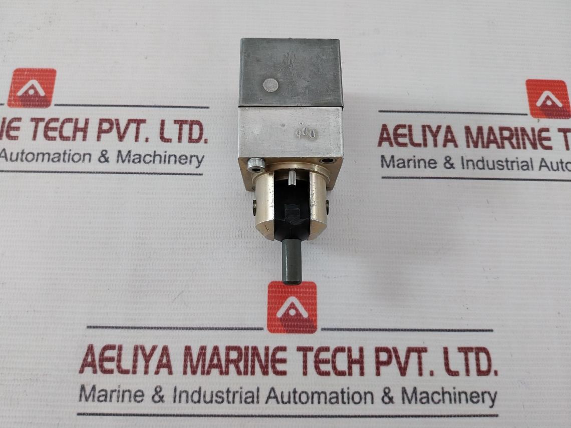 Wabco 363 127 000 0 Directional Control Valve