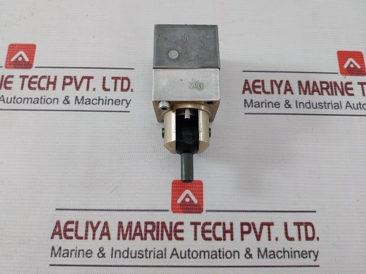Wabco 363 127 000 0 Directional Control Valve