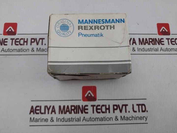 Wabco 371-200-002-2 3/2-way Pneumatic Valve Repair Kit Manoeuvring Unit