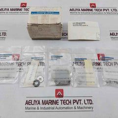 Wabco 371-200-002-2 3/2-way Pneumatic Valve Repair Kit Manoeuvring Unit