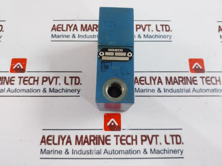 Wabco 3710200000 Pneumatic Directional Control Valve