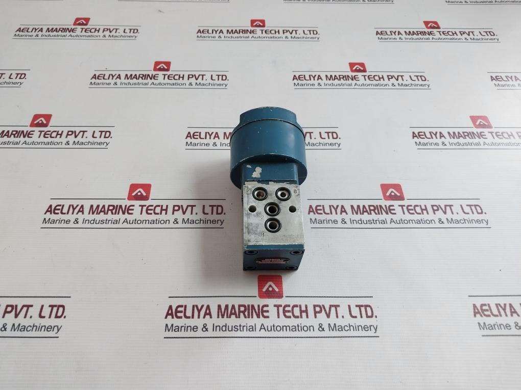 Wabco 3710302000 Pneumatic Direction Control Valve 002 3285