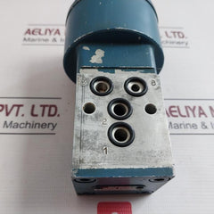 Wabco 3710302000 Pneumatic Direction Control Valve 002 3285