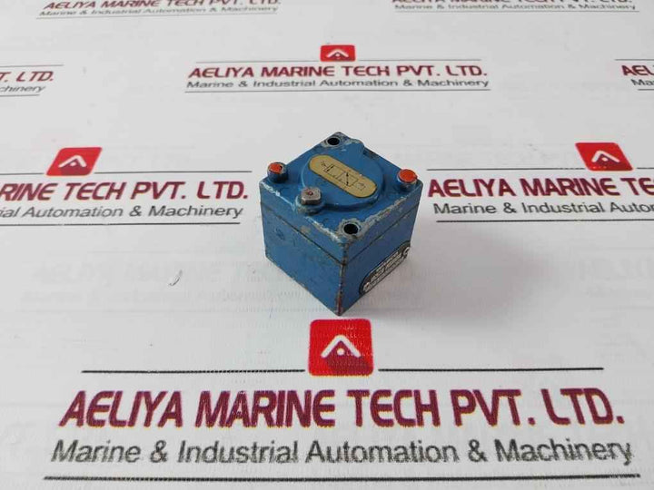 Wabco 3712000000 Directional Control Valve