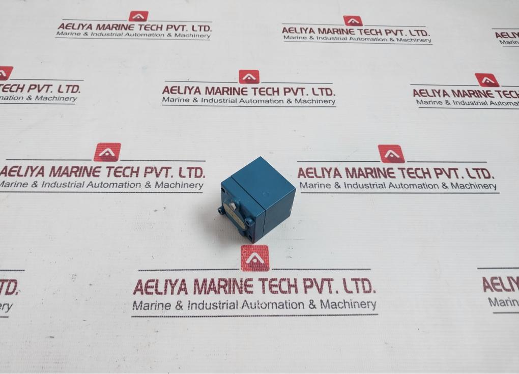 Wabco 3712010000 Directional Control Valve