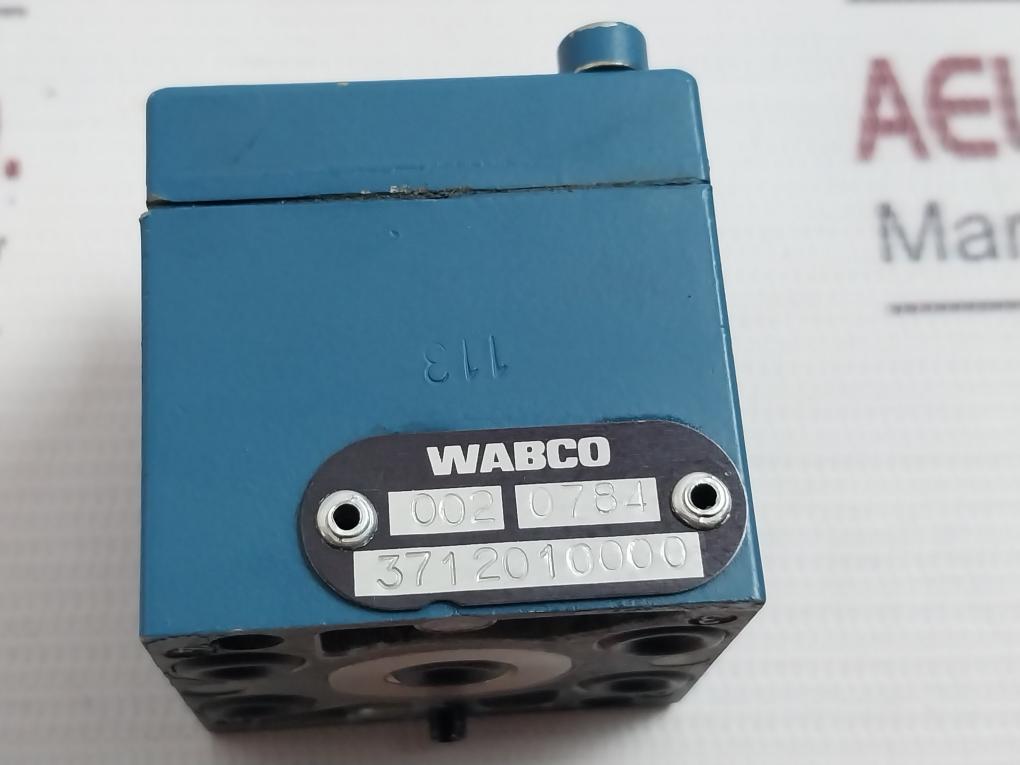 Wabco 3712010000 Directional Control Valve