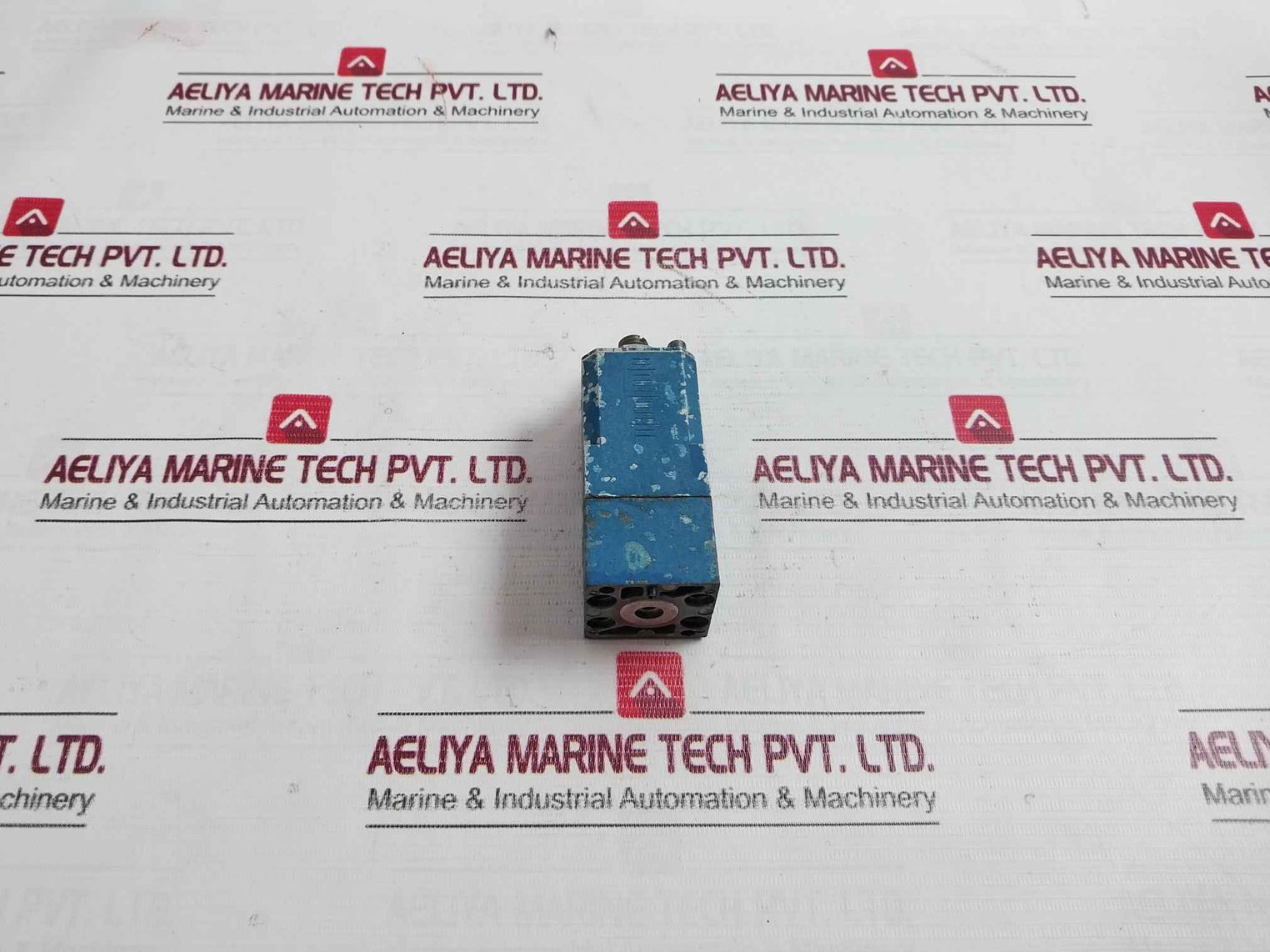 Wabco 3712090050 Directional Control Valve