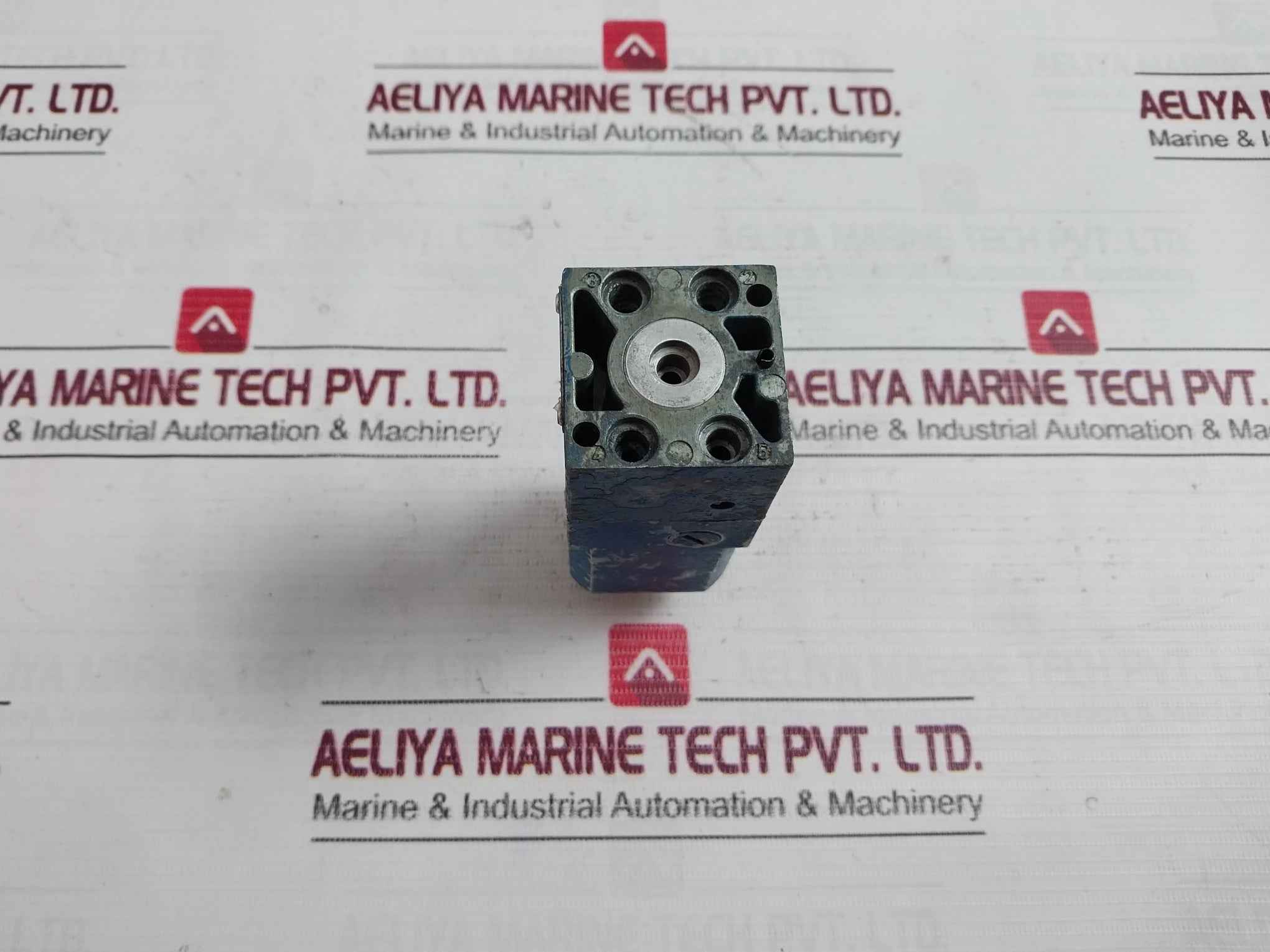 Wabco 3712090050 Directional Control Valve