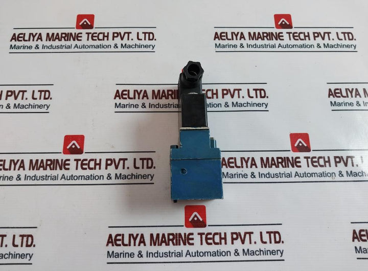Wabco 3722250220 3/2-way Solenoid Valve 24V