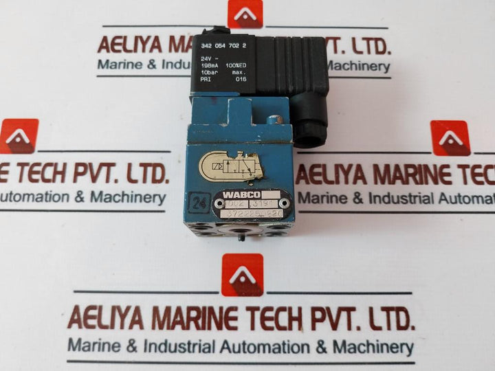 Wabco 3722250220 Pneumatic Directional Valve 24V
