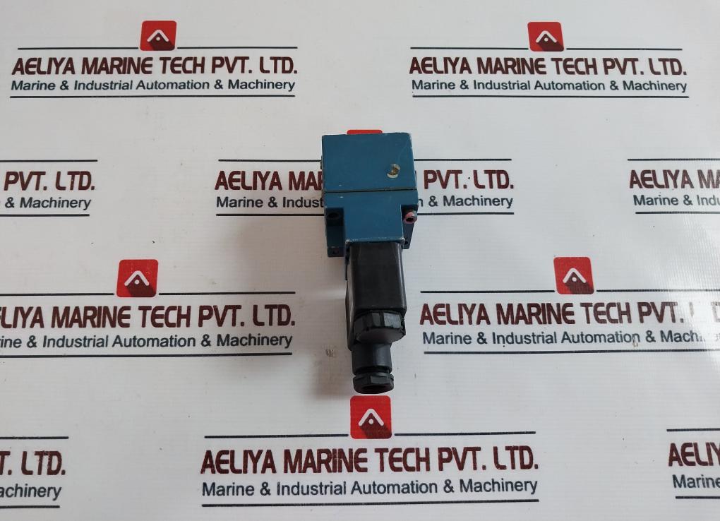 Wabco 3722250220 Pneumatic Valve 542 030 922 0