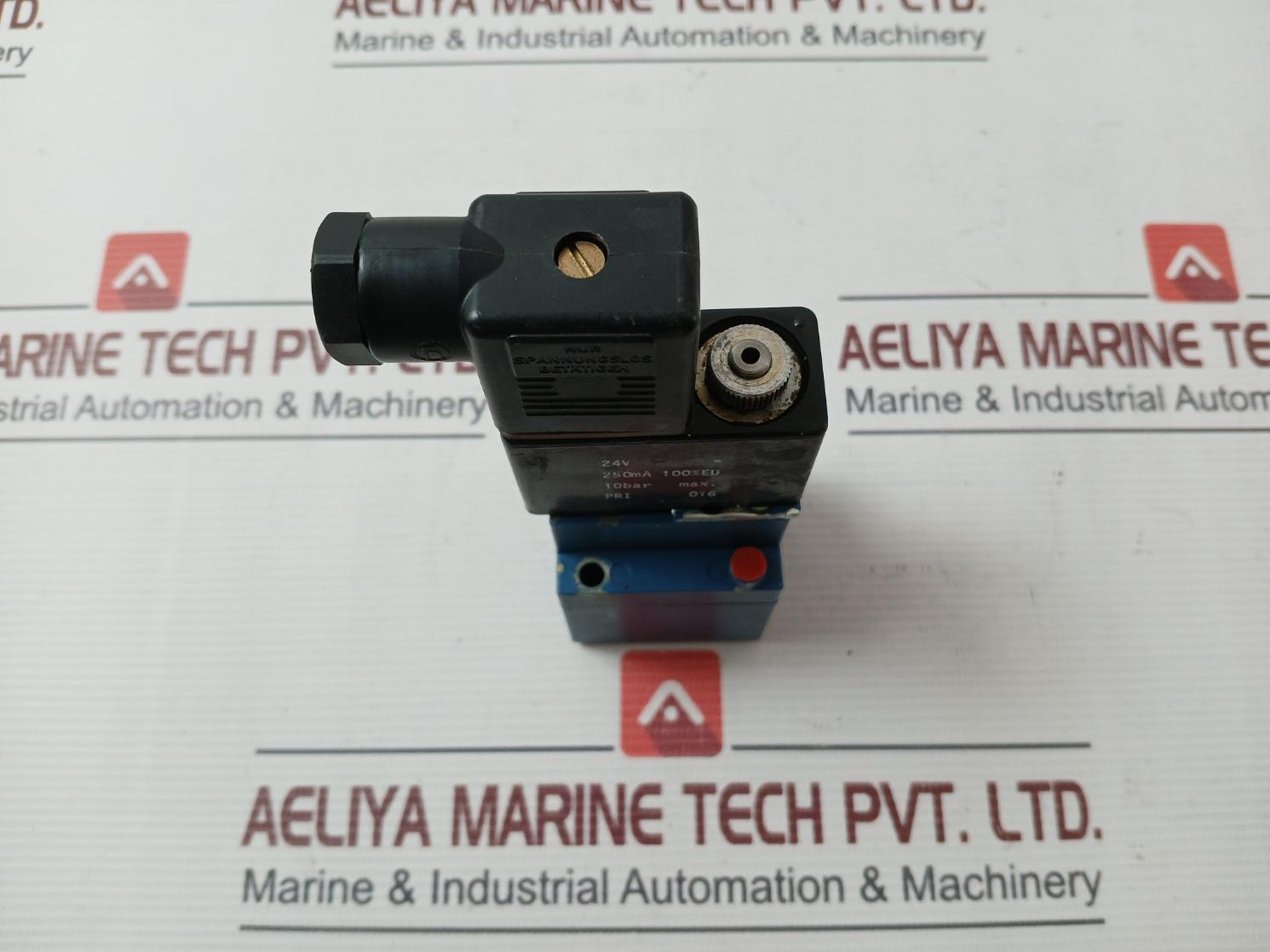 Wabco 3722260220 Pneumatic Directional Valve 24V 250Ma 100%Ed 10Bar