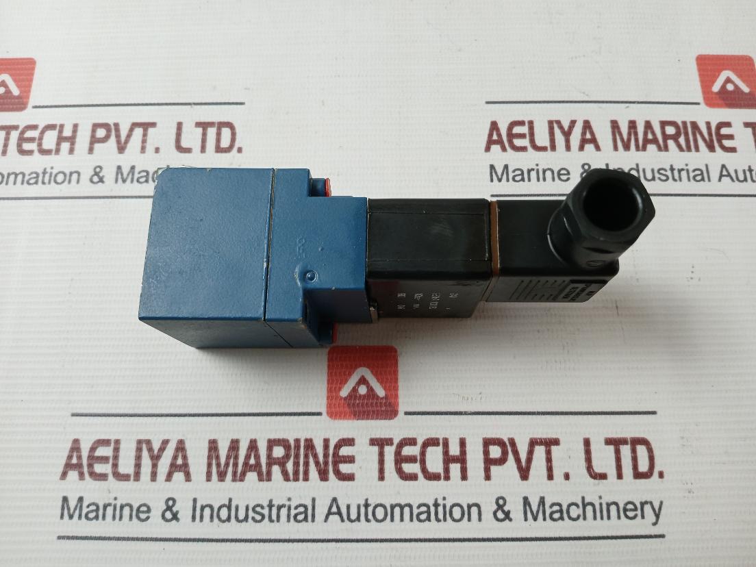 Wabco 3722260220 Pneumatic Directional Valve 24V 250Ma 100%Ed 10Bar