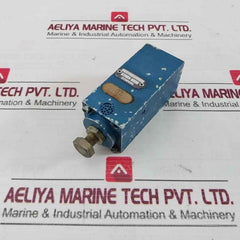 Wabco 3750239200 Pressure Reducing Valve 002 3479